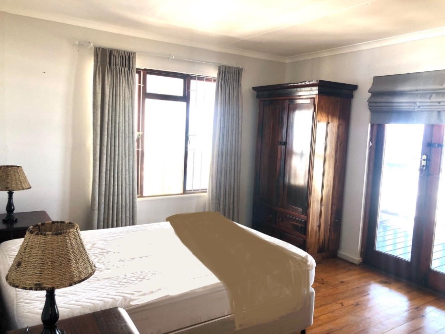 To Let 4 Bedroom Property for Rent in Tergniet Western Cape